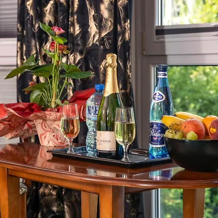 Black Pearl Lägenhet *